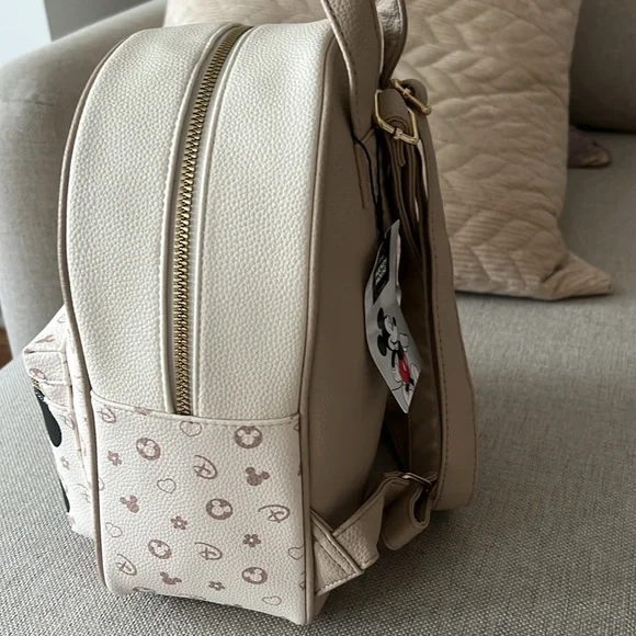 Mickey Mouse Backpack + mystery jewelry!! - Picture 7 of 9